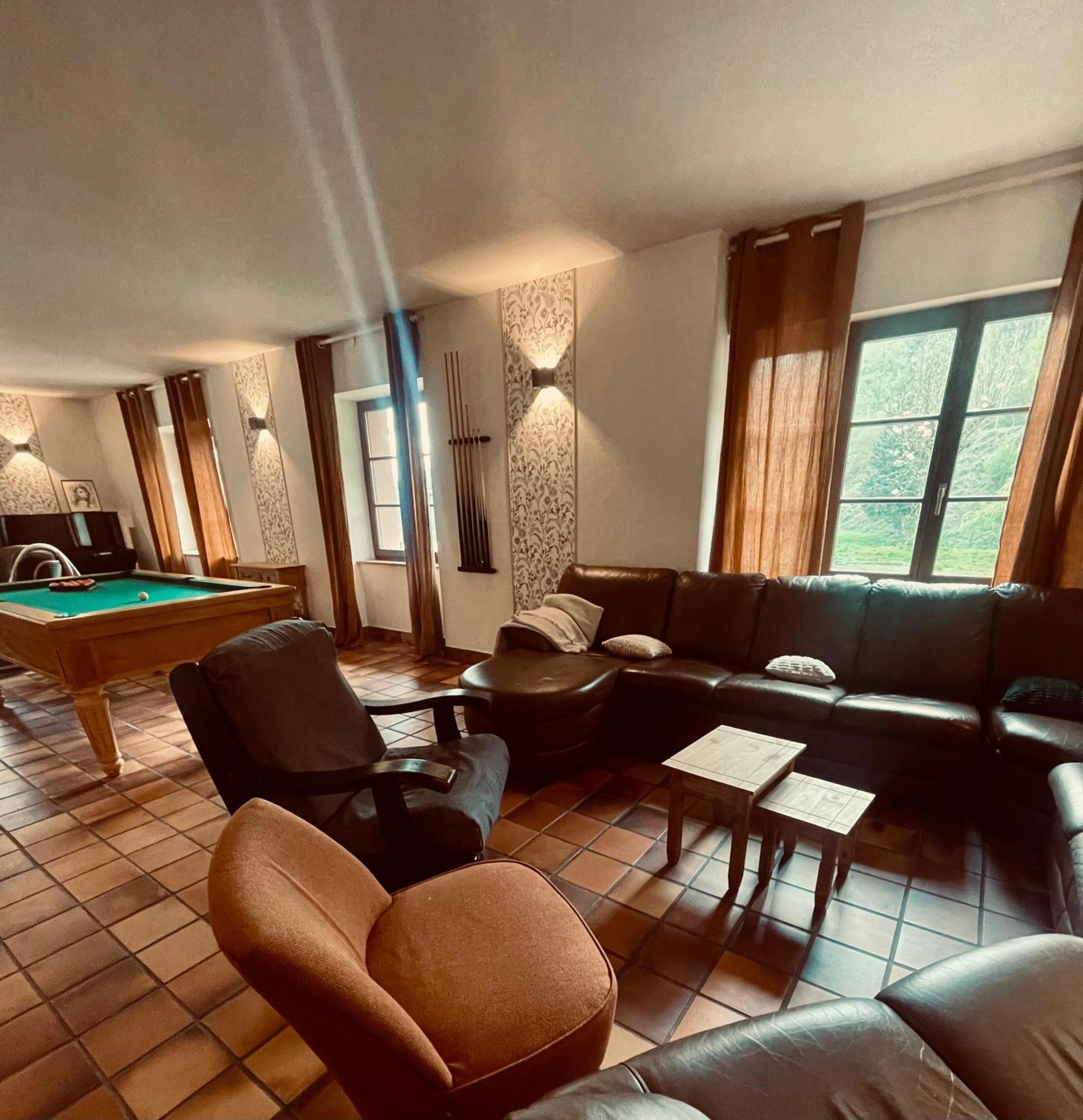 La Belle Charbonniere Hotel La Grande Fosse Екстериор снимка