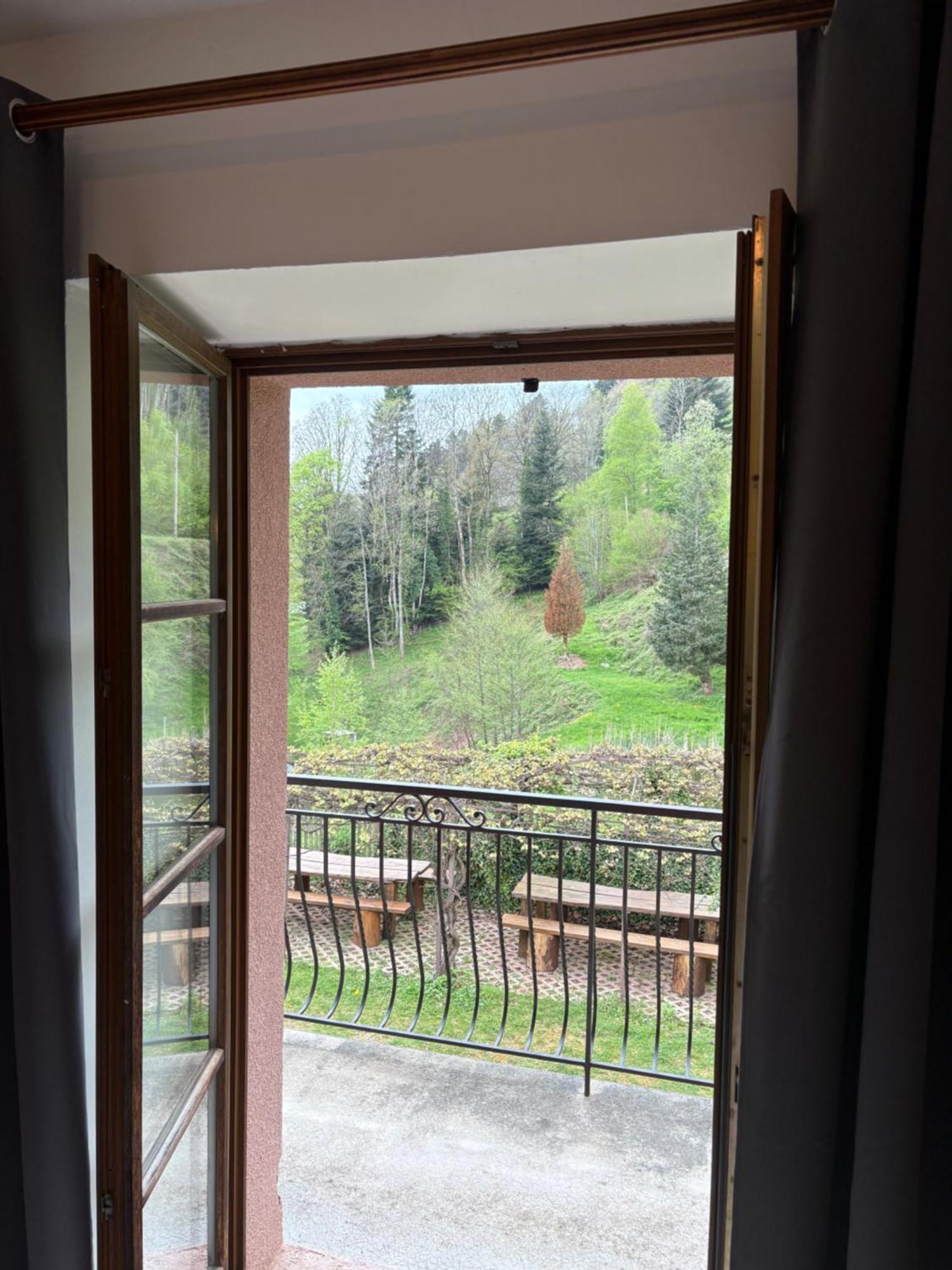 La Belle Charbonniere Hotel La Grande Fosse Стая снимка