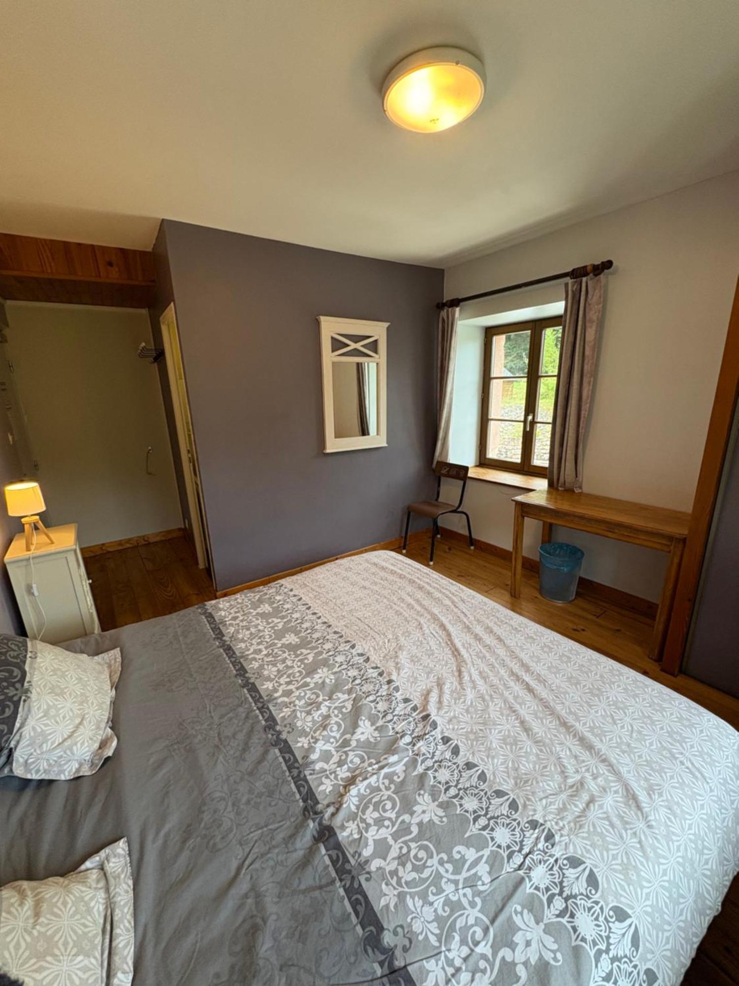 La Belle Charbonniere Hotel La Grande Fosse Стая снимка